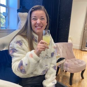 Meet your Posher, Victoria